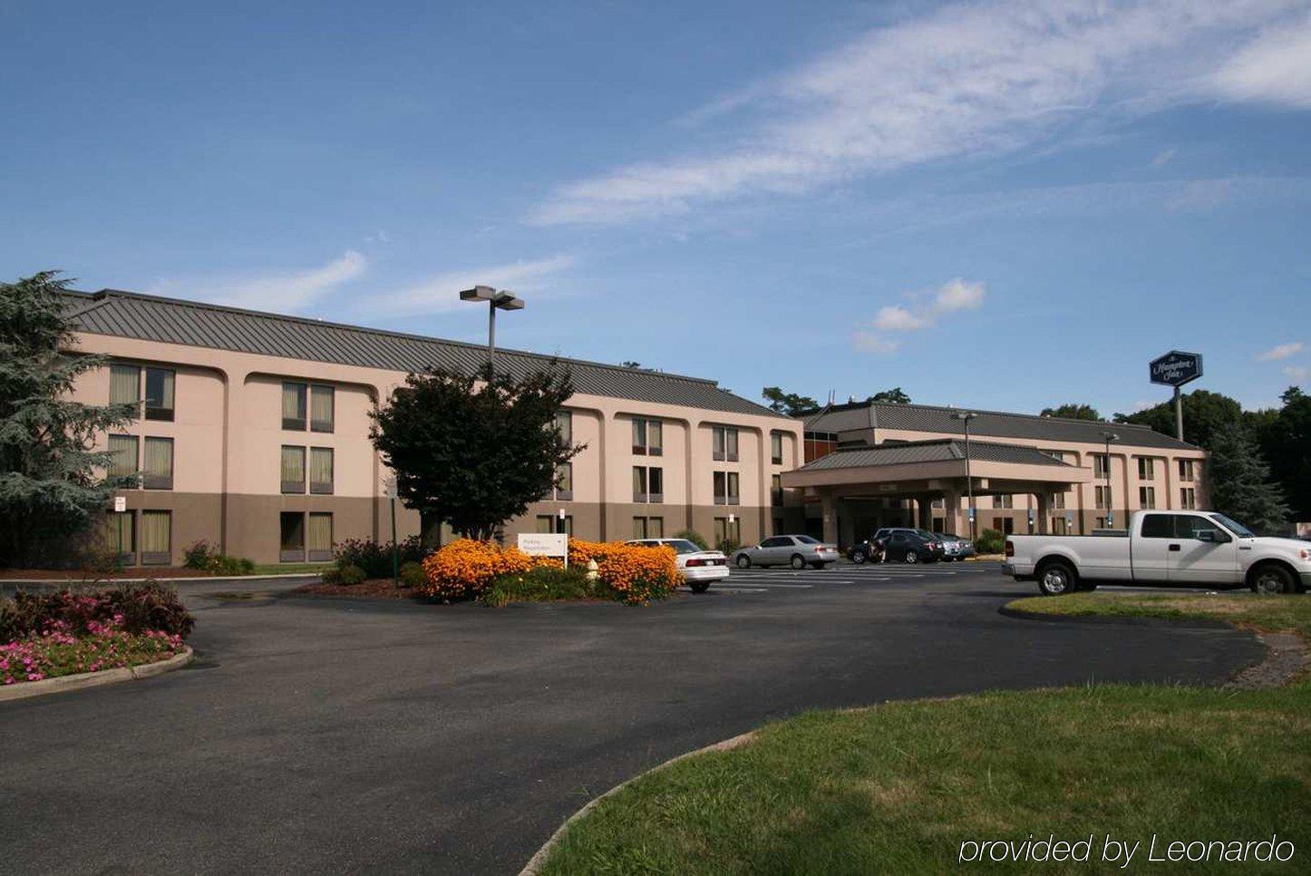 Hampton Inn By Hilton Milford Bagian luar foto